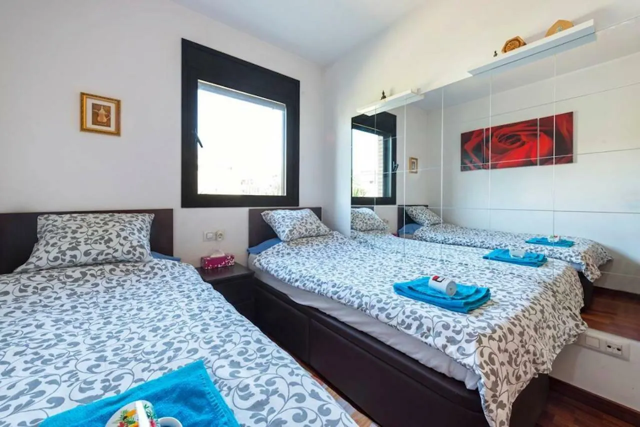 Jie Apartment Sant Adrià de Besòs Spagna