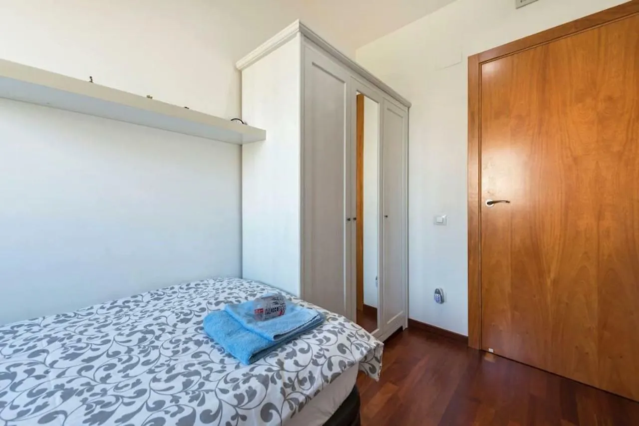 Jie Apartment Sant Adria de Besos Spain