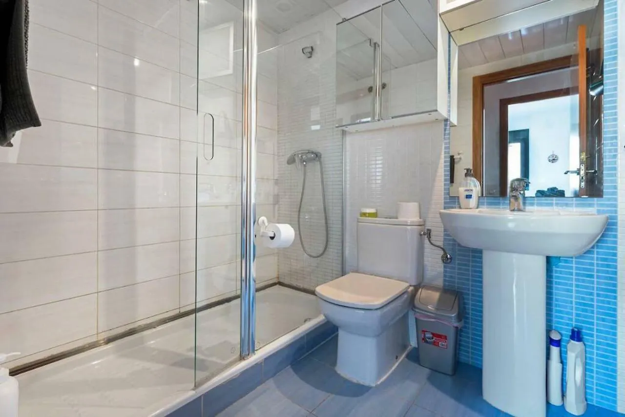 Jie Apartment Sant Adria de Besos 0*,  Spain